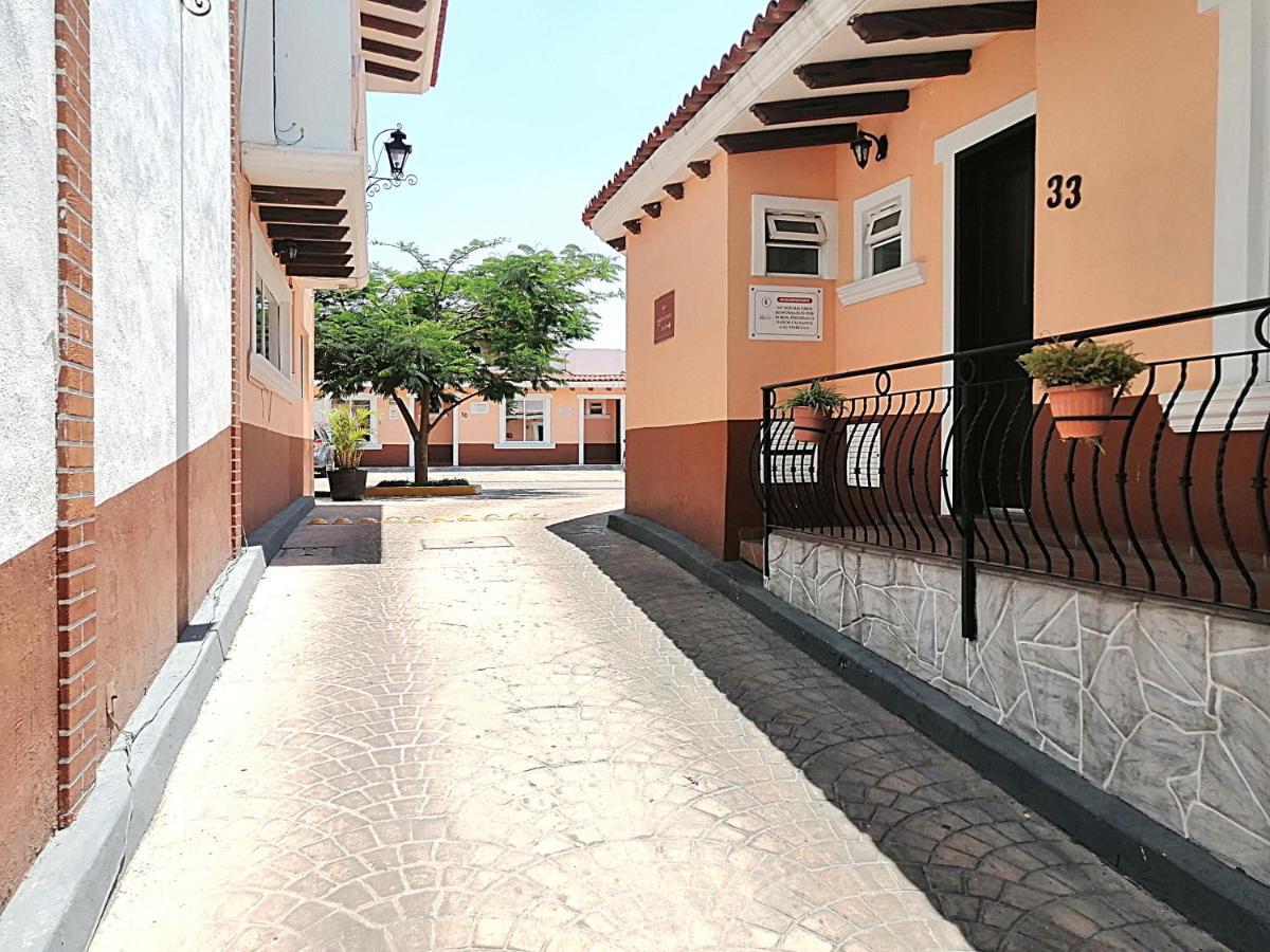Hotel Aquiles Guadalajara Ngoại thất bức ảnh