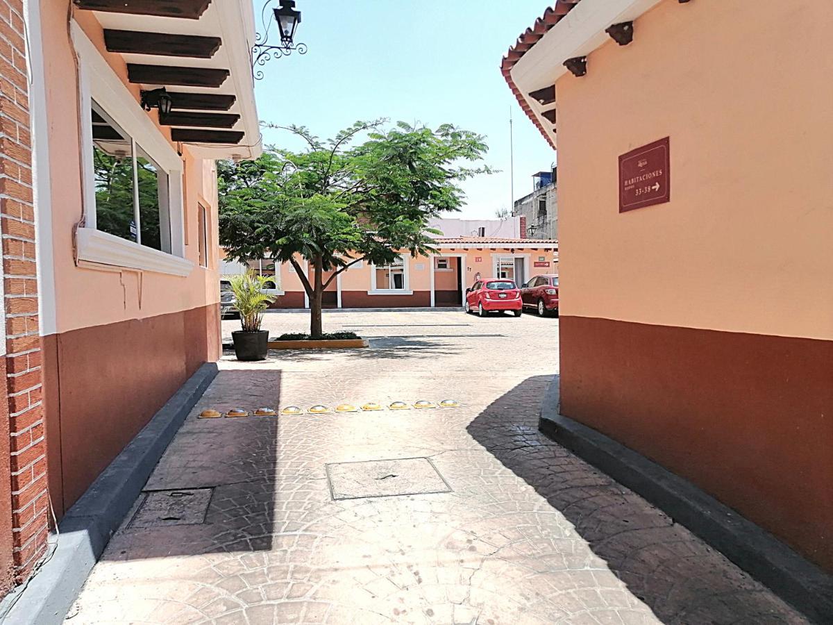 Hotel Aquiles Guadalajara Ngoại thất bức ảnh