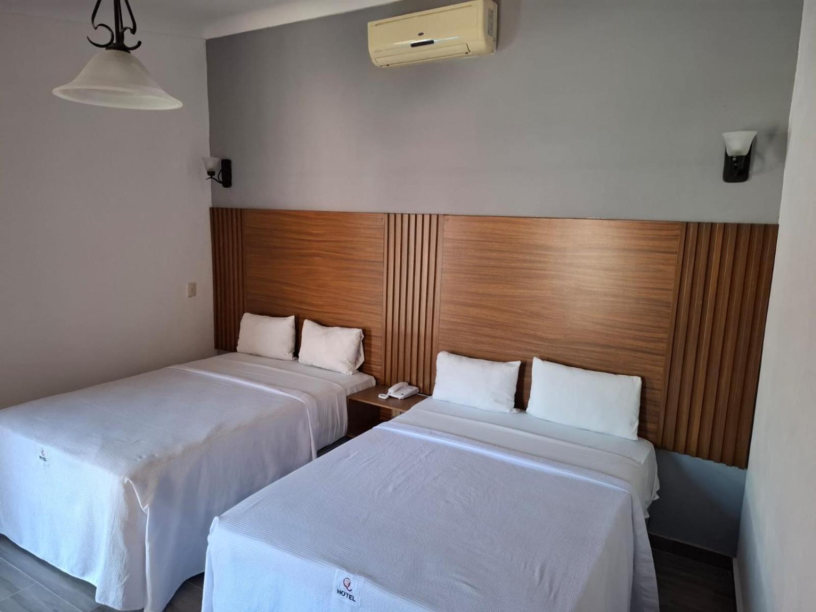 Hotel Aquiles Guadalajara Ngoại thất bức ảnh